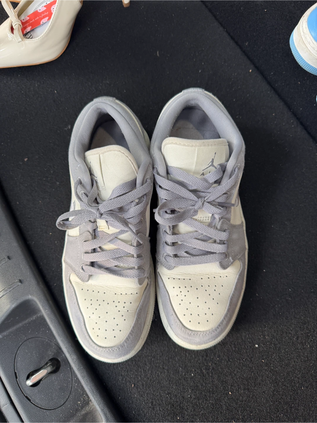 Air Jordan 1 Mid SE Sneakers