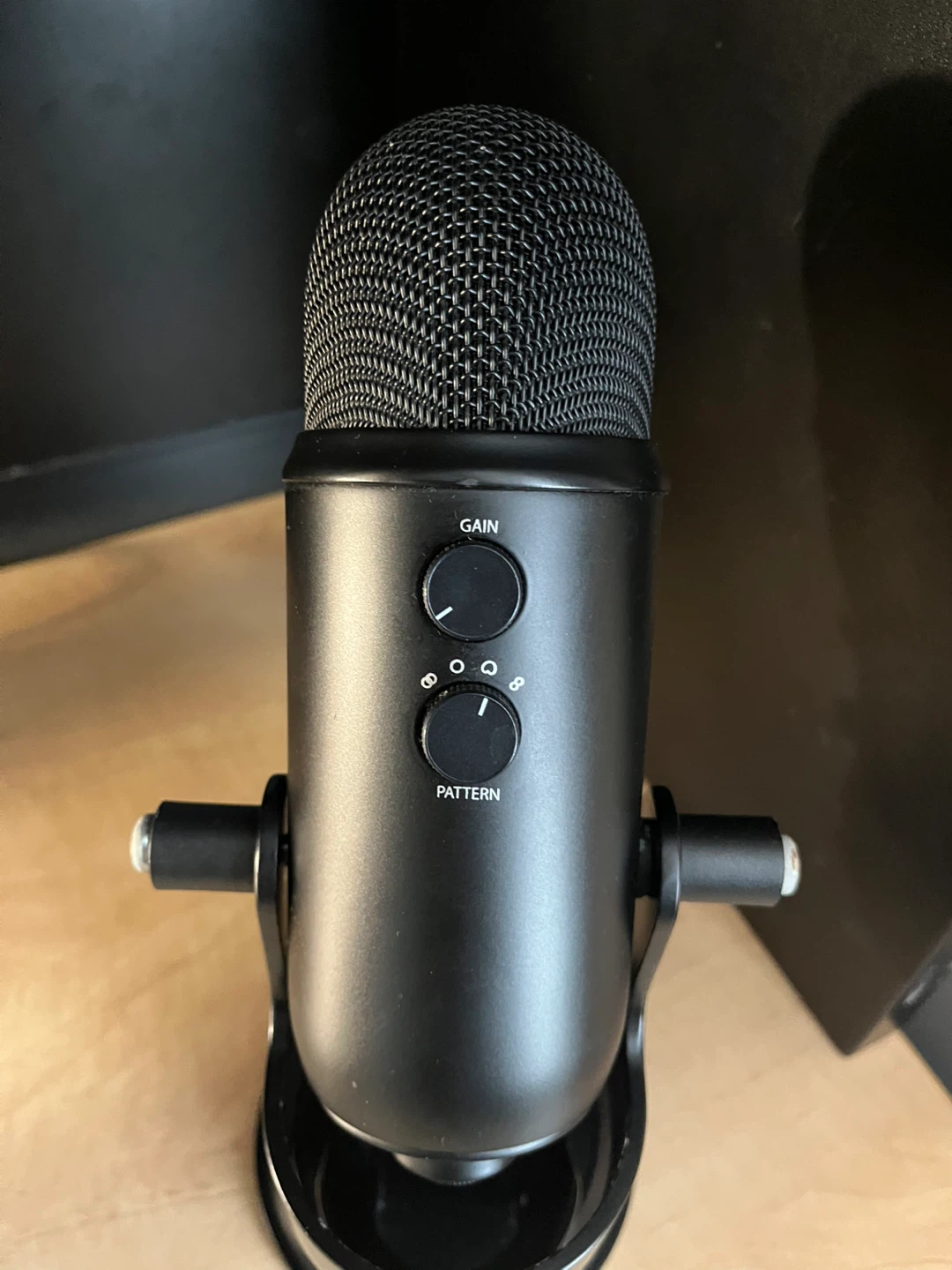 Blue Yeti USB Microphone - Blackout Edition - photo 3