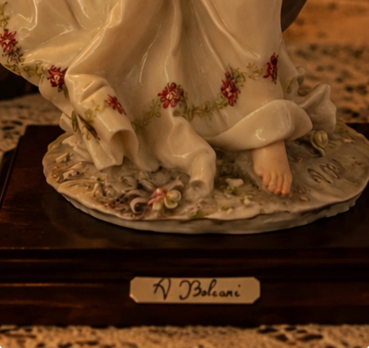 N. Bolcani Porcelain Figurine of Woman with Flowers - photo 3