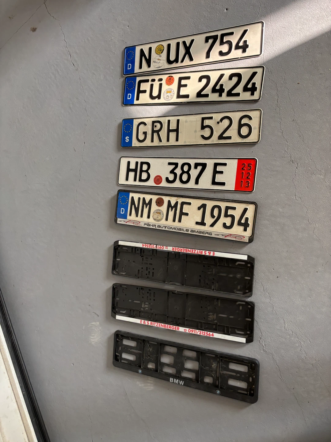 European license plates and frames set - photo 2