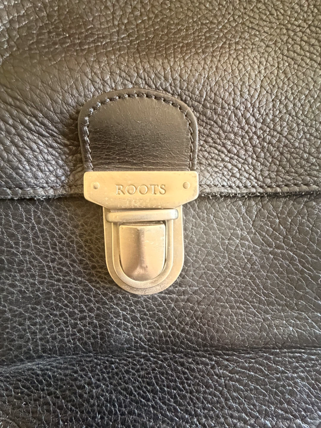 Roots Grad School Cervino Leather Messenger Bag - photo 3
