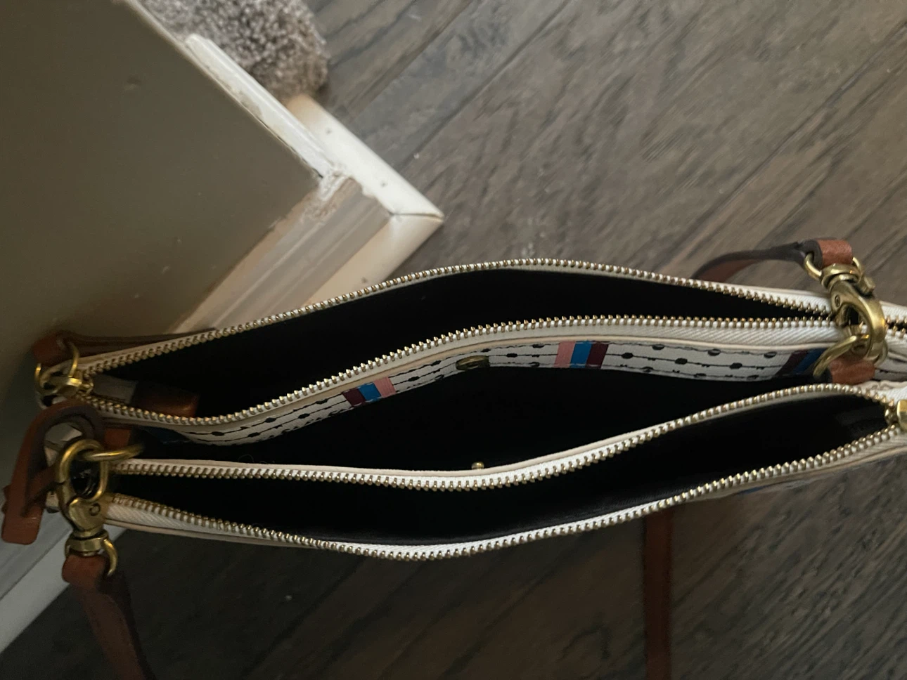 Fossil Crossbody Bag - photo 3