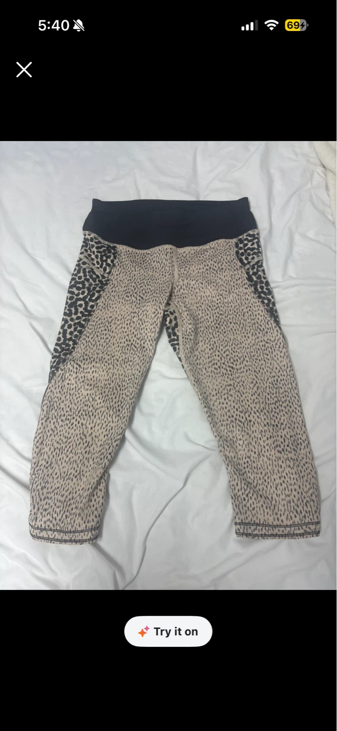 Lululemon Athletic Capris