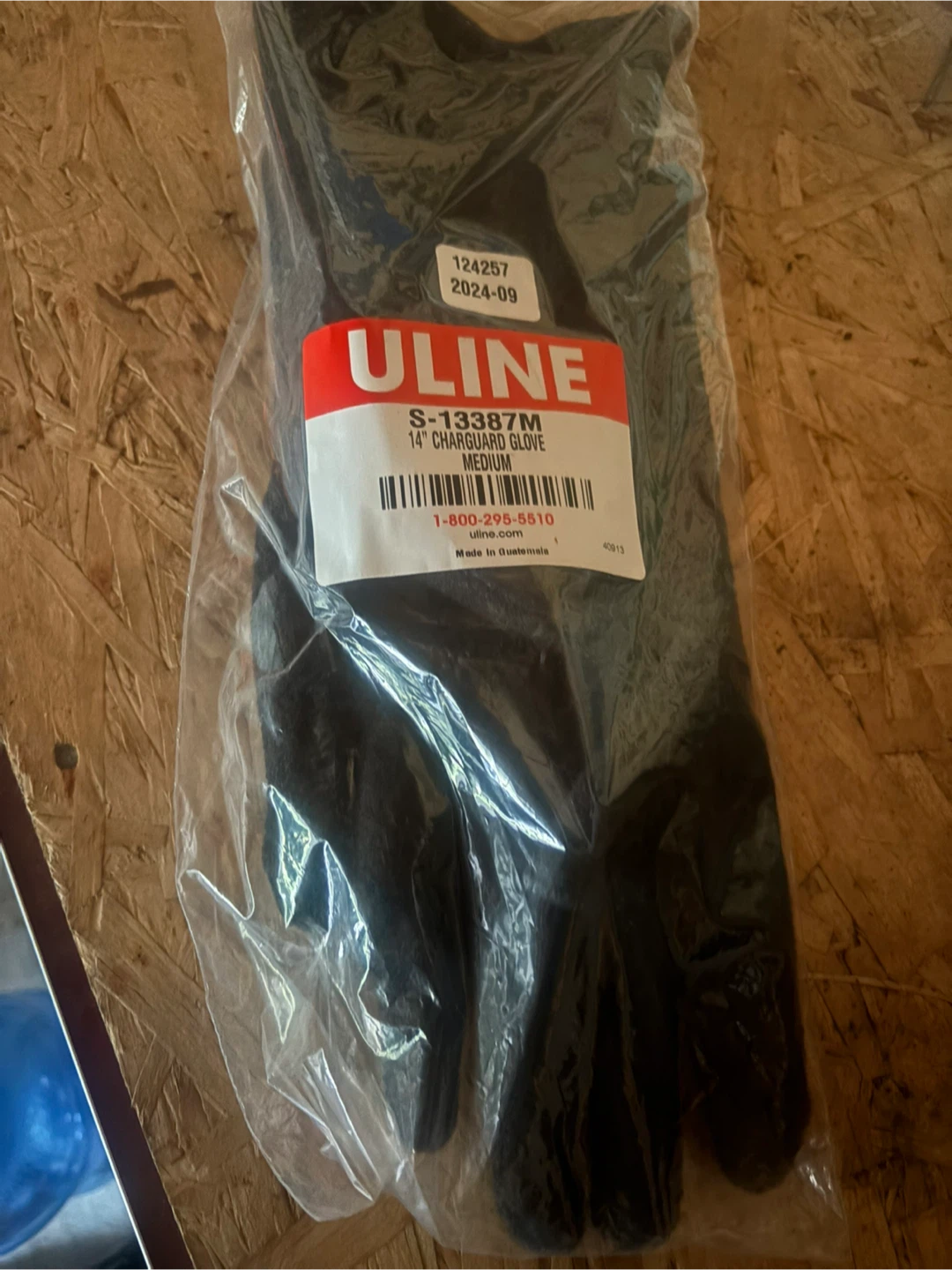 Uline 14" Charguard Gloves - Medium