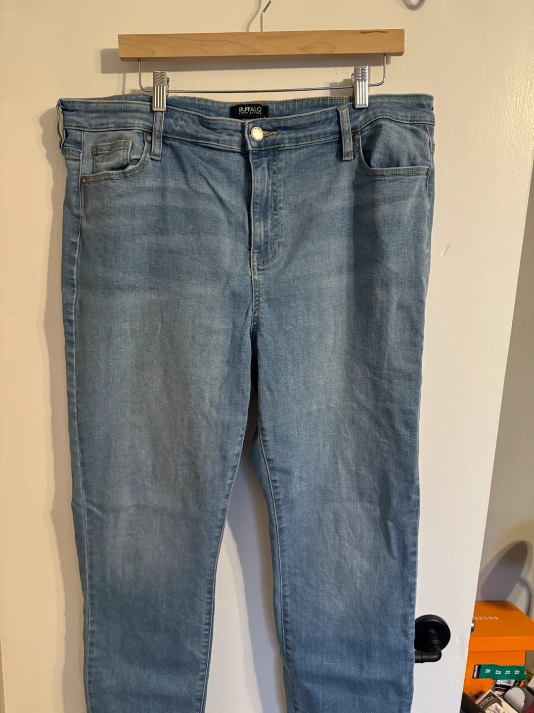 old navy jeans - photo 4