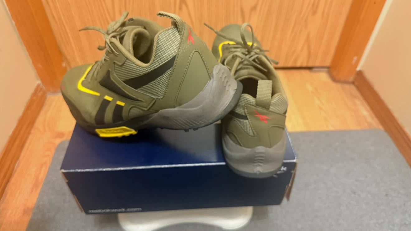 CSA approved. Reebok Work Composite Toe Boots - Size 12W - photo 3