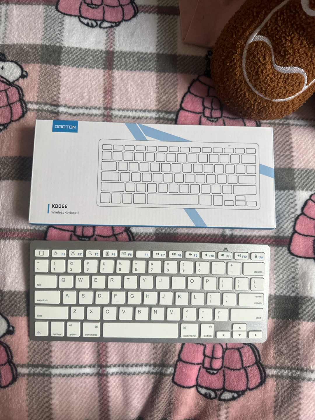 OMOTON KB066 Wireless Keyboard