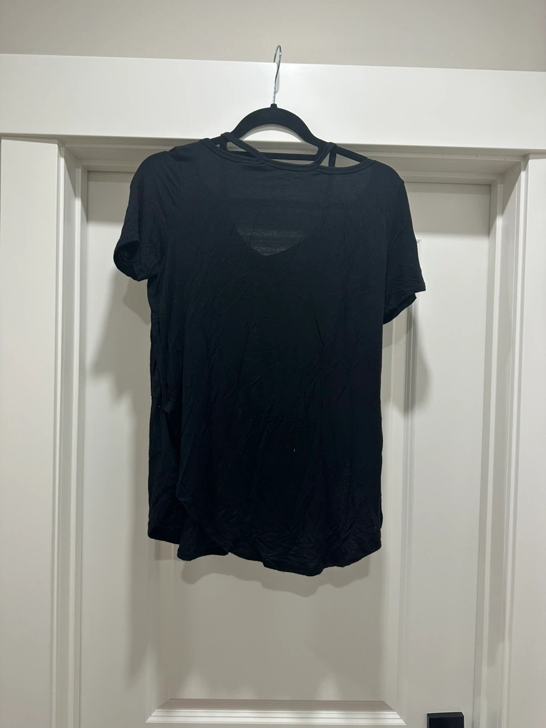 Black Mudd Strappy T-Shirt – Size Medium - photo 2