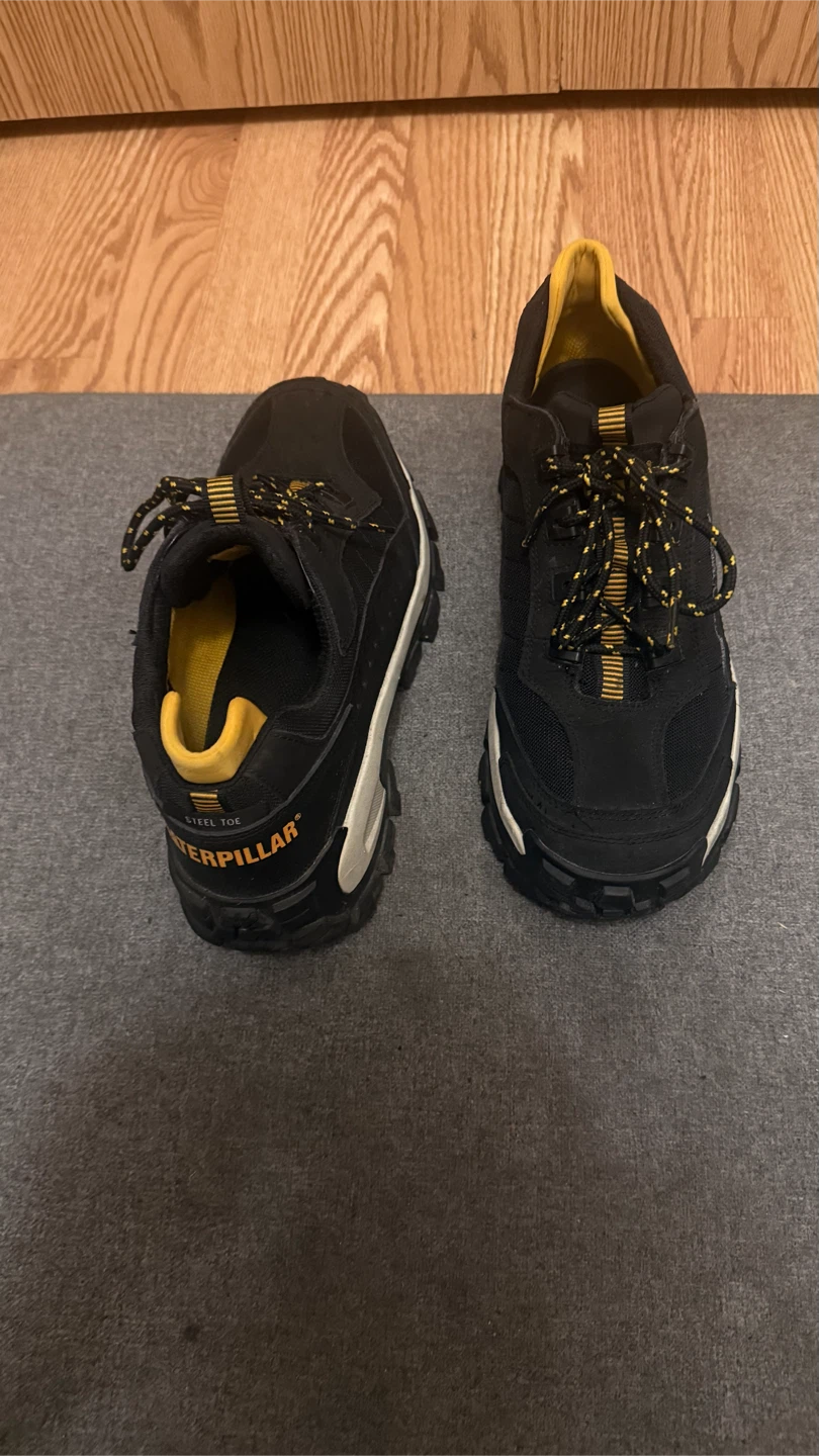 CSA Approved! Caterpillar Black & Yellow Work Boots - photo 3