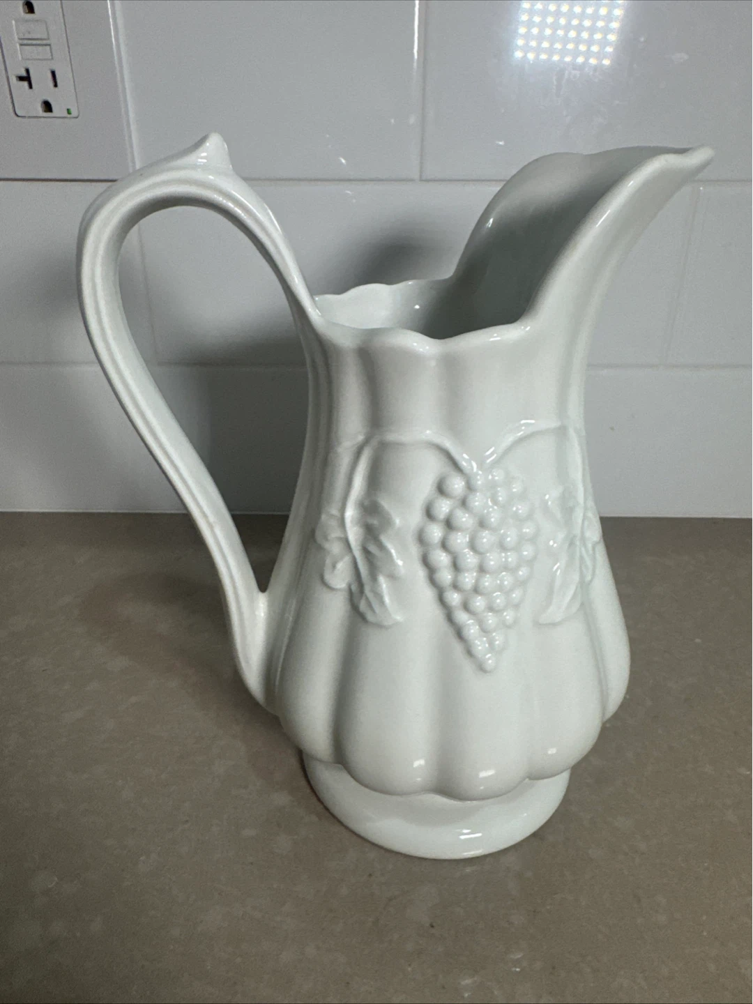 Red Cliff Ironstone Pitcher - photo 4
