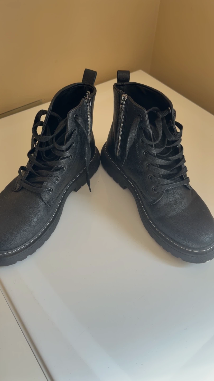 Black Lace-Up Combat Boots - photo 2