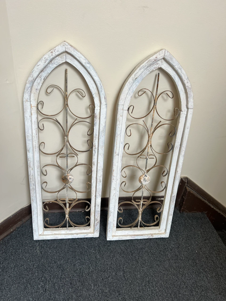 Gothic Arch Wall Decor Set - photo 2