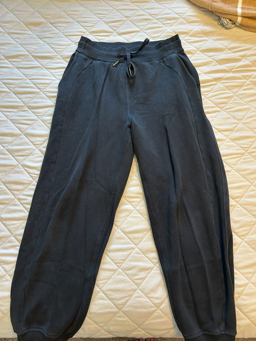Lululemon Black Joggers - photo 2