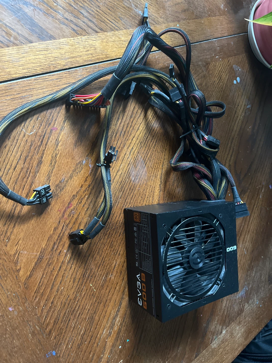 600W 80Plus Bronze Power supply