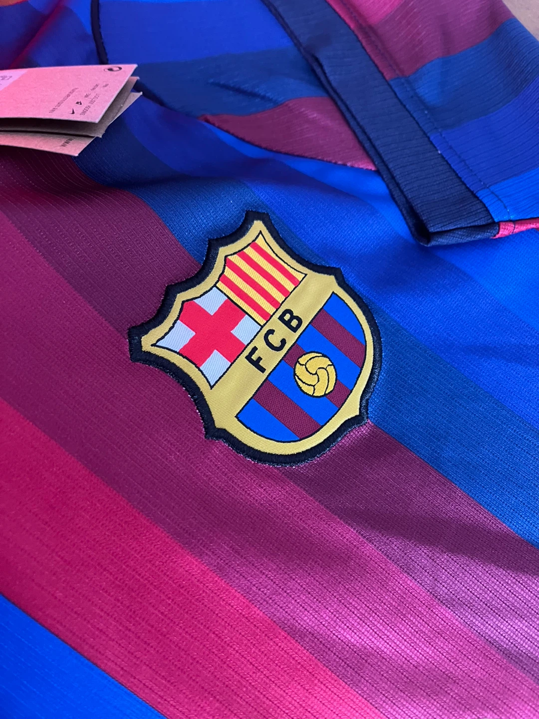 Barcelona Jersey Home 26/27 Medium - photo 4