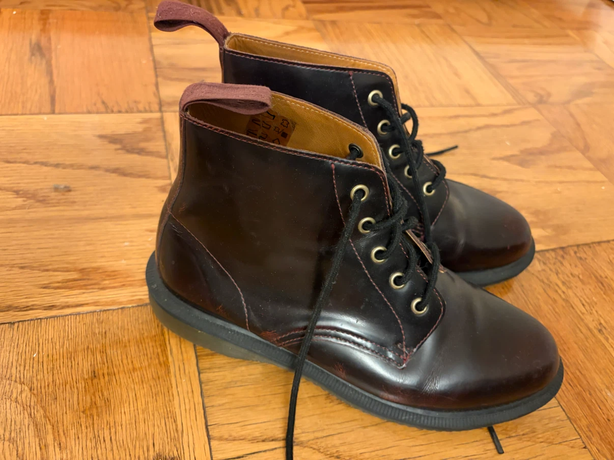 Dr. Martens Emmeline Boots Size 8 US - photo 2