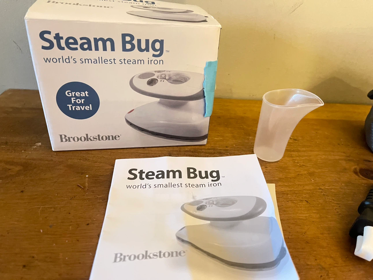Brookstone Steam Bug World's Smallest Travel Steam Iron - photo 2