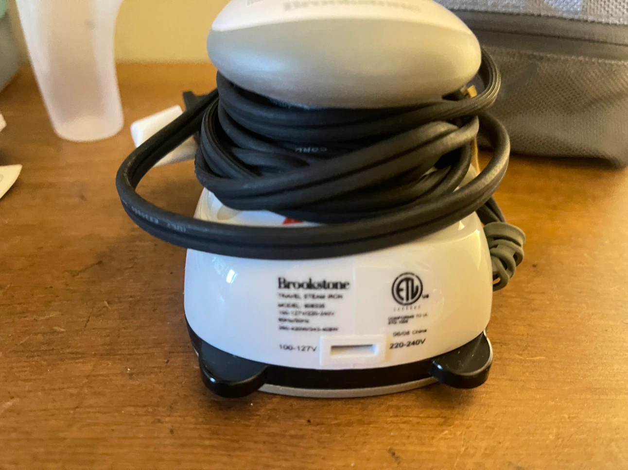 Brookstone Steam Bug World's Smallest Travel Steam Iron - photo 3