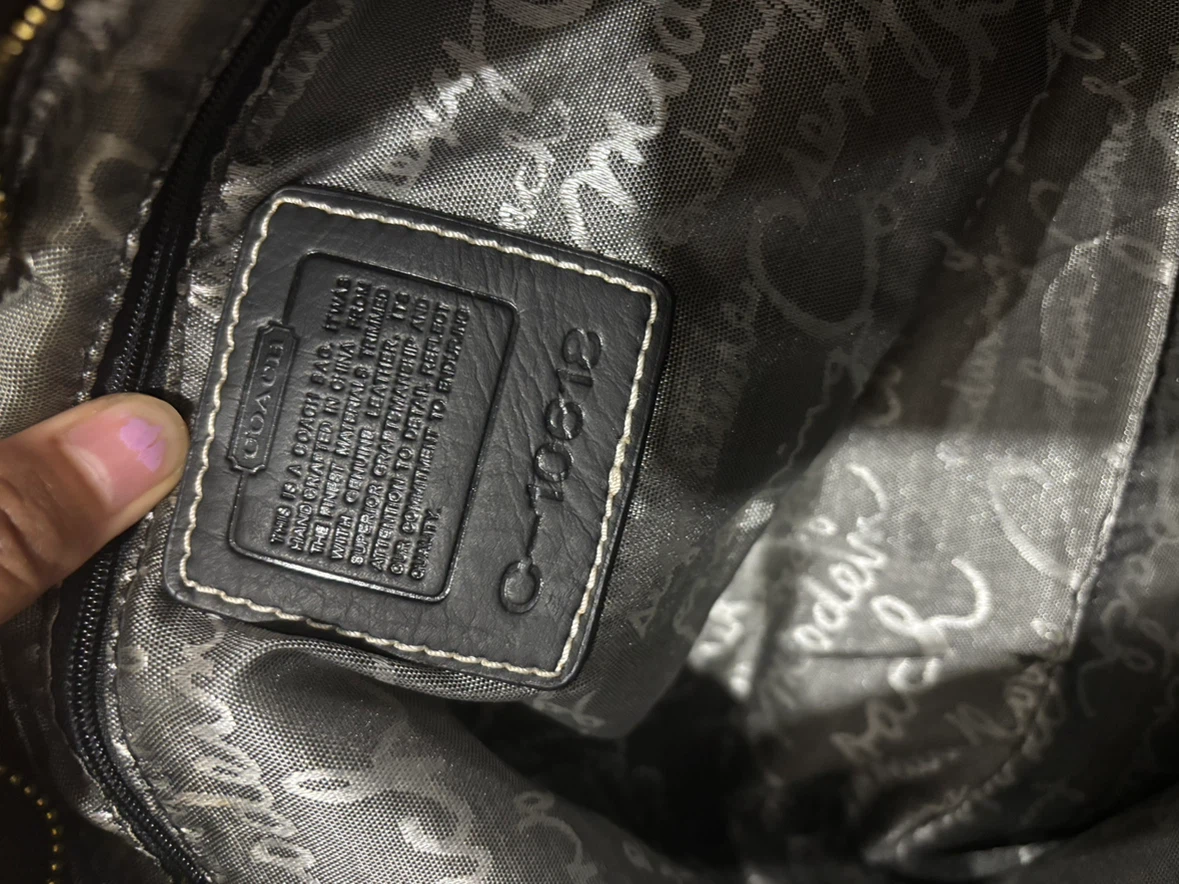 Coach Signature Hobo Bag - photo 4