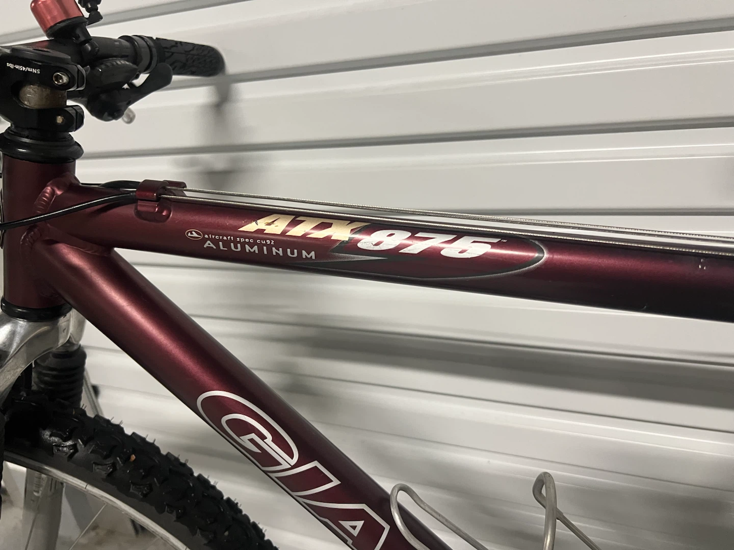 Giant ATX 875 Aluminum Mountain Bike - photo 2