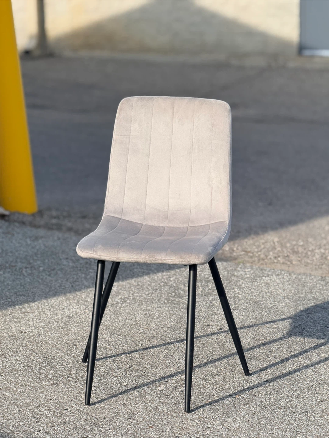 Velvet dining Chair - photo 3