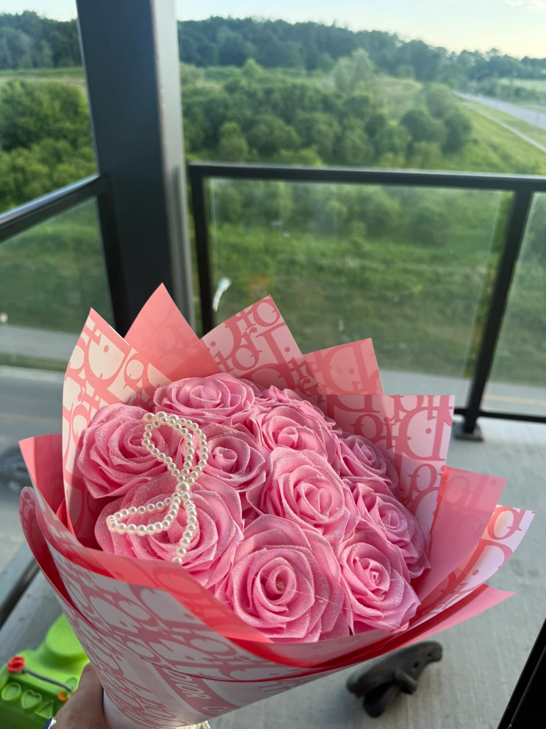 Pink Rose Bouquet with Pearls - photo 3