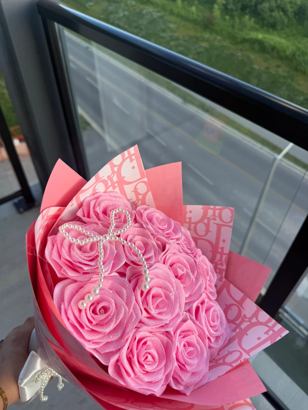 Pink Rose Bouquet with Pearls - photo 4