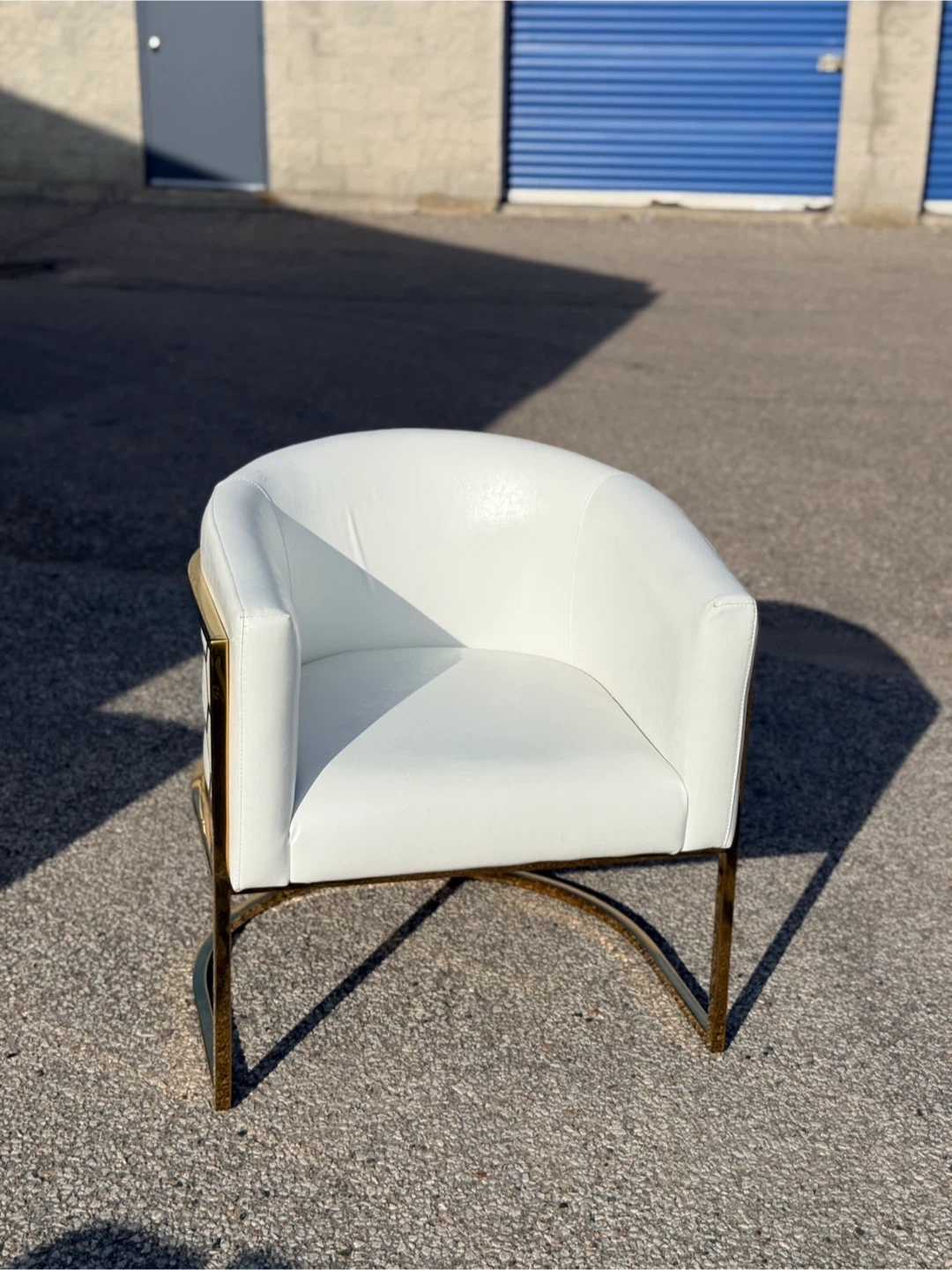 White Accent Chair with Gold Hexagonal Frame - photo 2