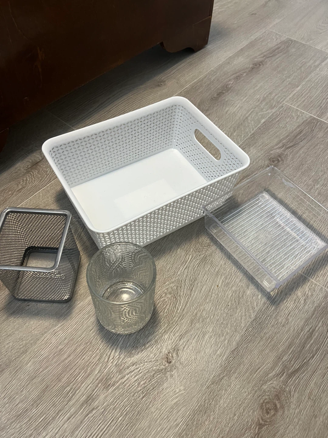 White Laundry Hamper with Lid and storage organizers - photo 5