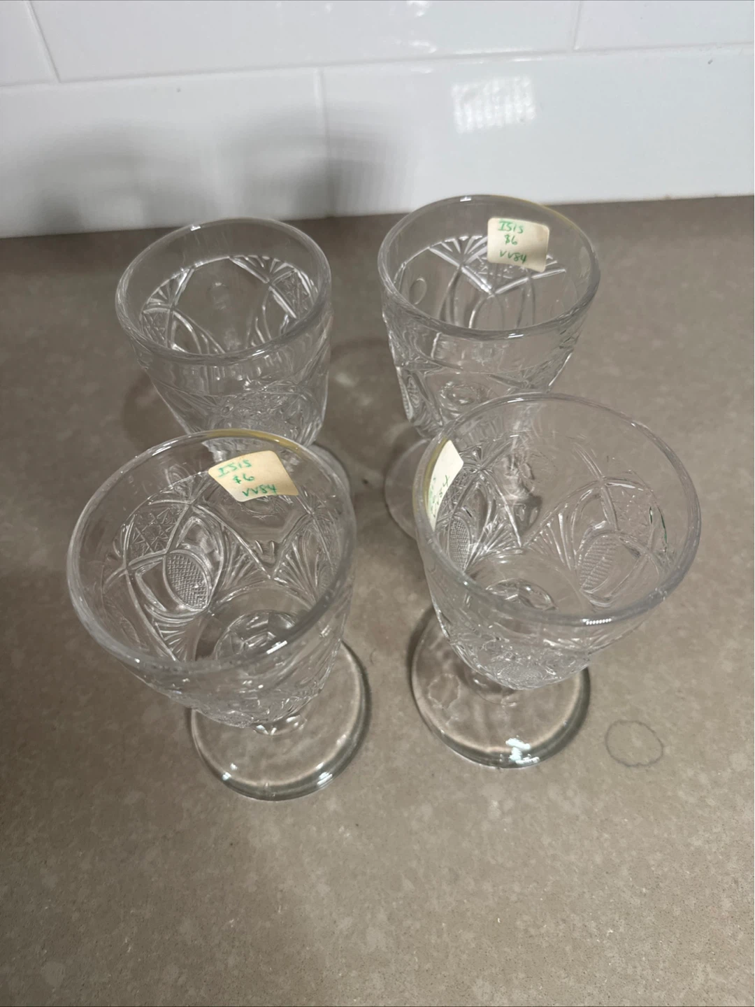 Set of 4 Crystal Cut Wine Glasses - photo 3