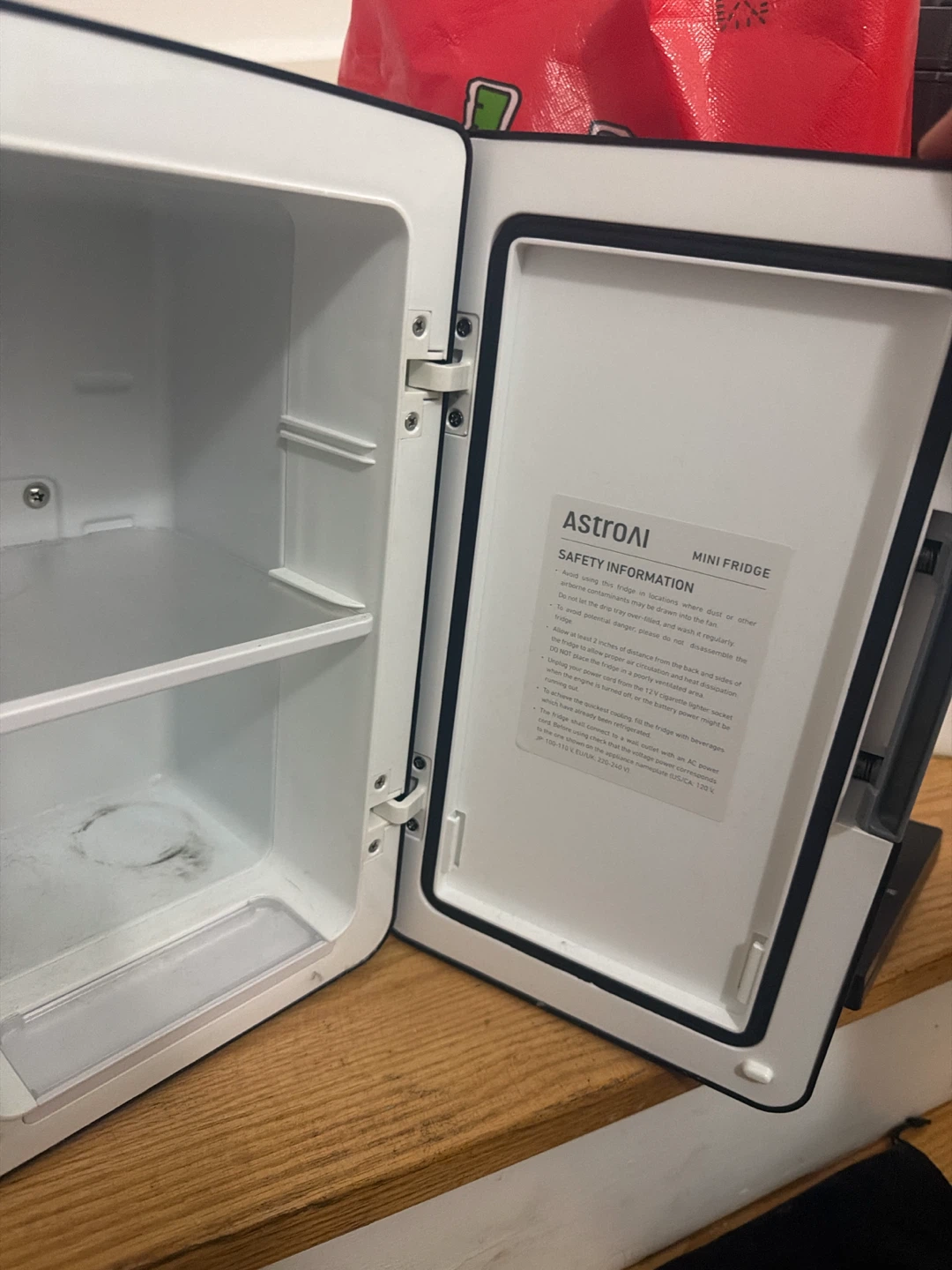 Astroai Mini Fridge - photo 2