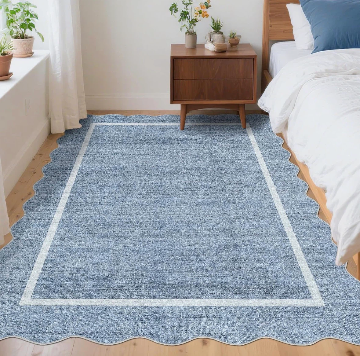 Blue Scalloped Edge Area Rug 7x5 ft