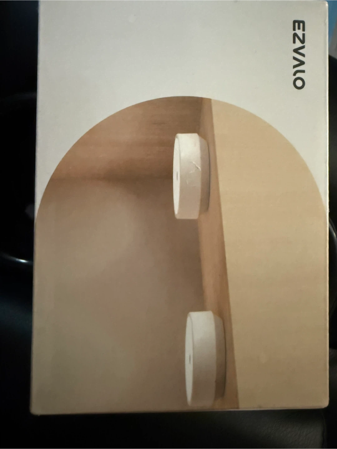 EZVALO Rechargeable Puck Light LR1 - White