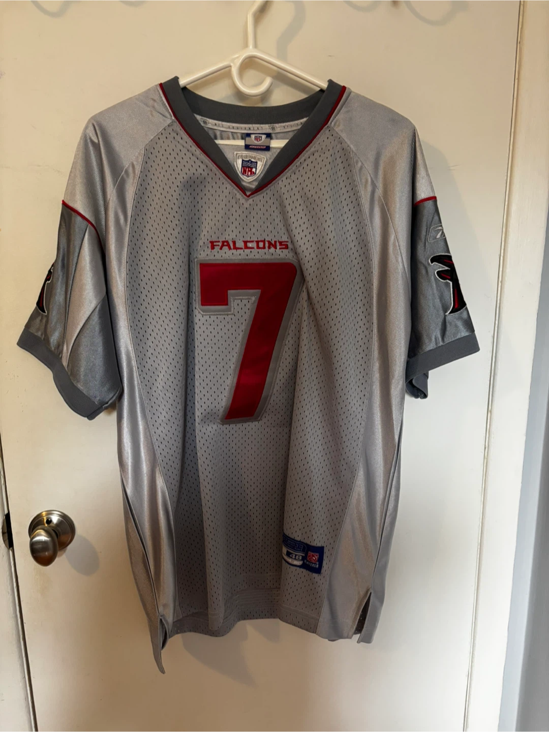 Vintage Reebok Atlanta Falcons Michael Vick #7
