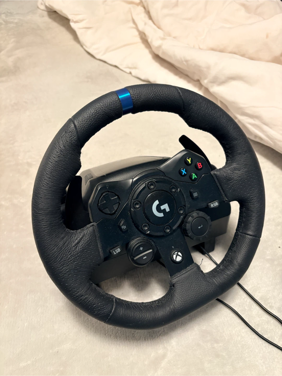 Logitech G923 Racing Wheel