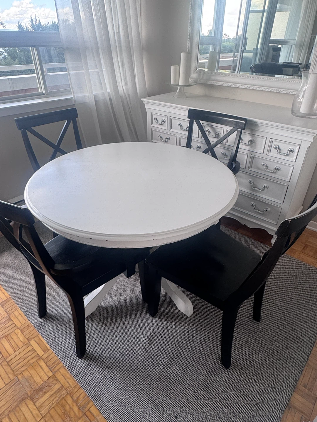Round White Dining Table with 4 Black Chairs - photo 4