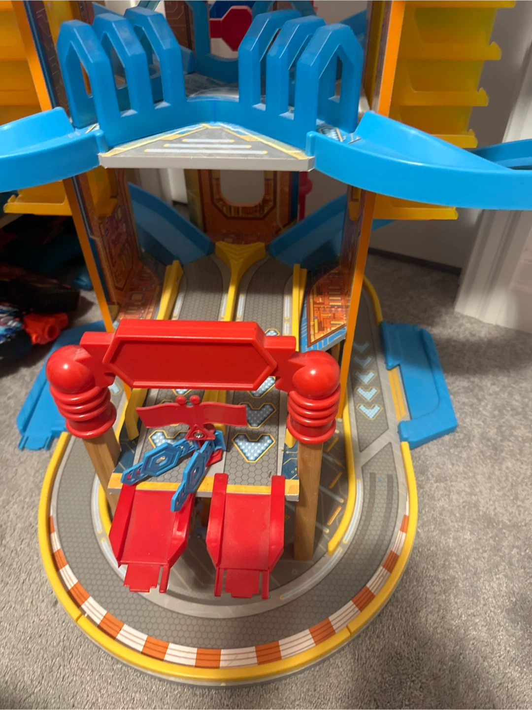 Hot Wheels Ultimate Garage Tower - photo 2