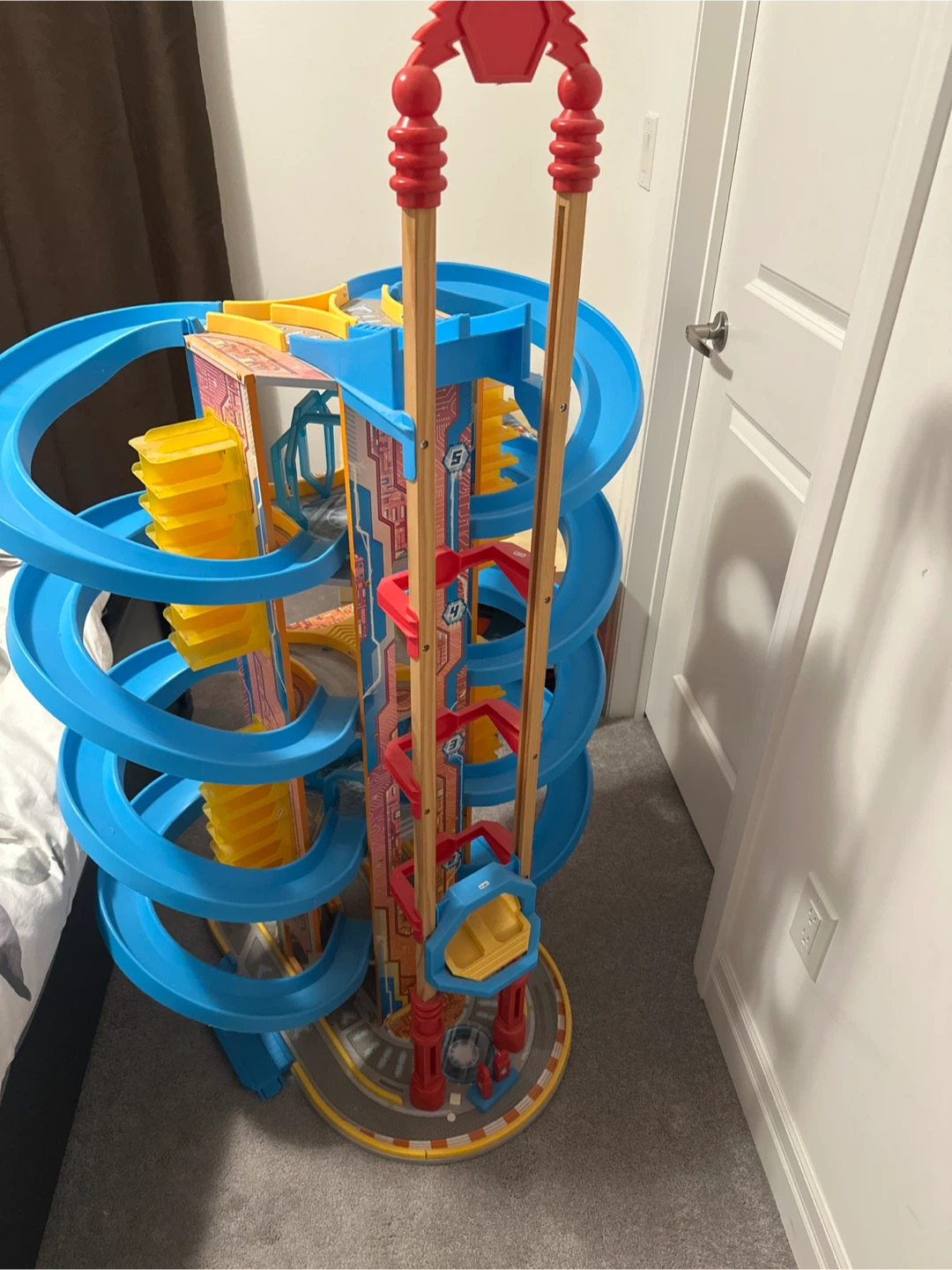 Hot Wheels Ultimate Garage Tower - photo 4