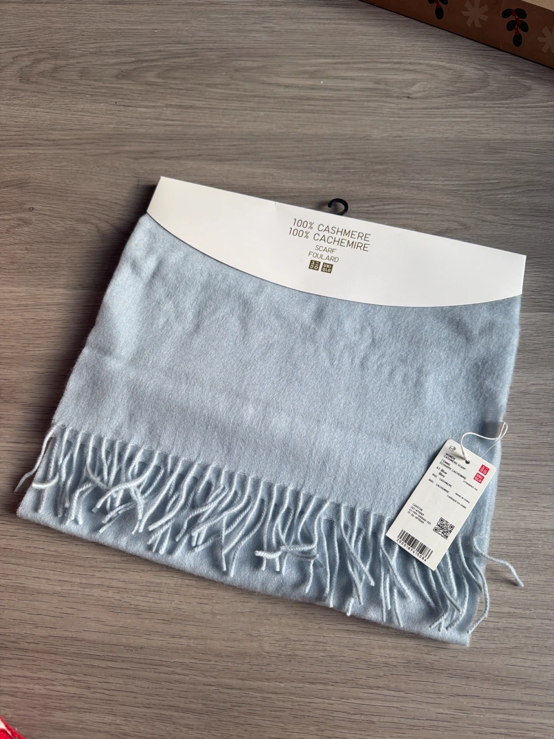 Uniqlo 100% Cashmere Scarf in Blue