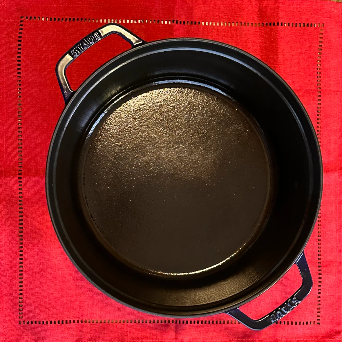 Staub La Cocotte Dutch Oven - photo 2