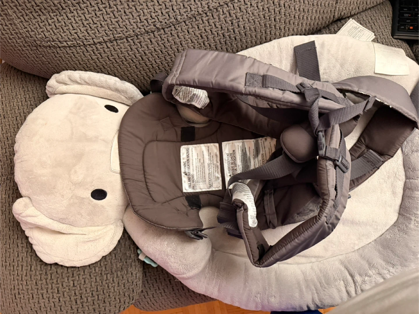 Infantino Baby Carrier - photo 2