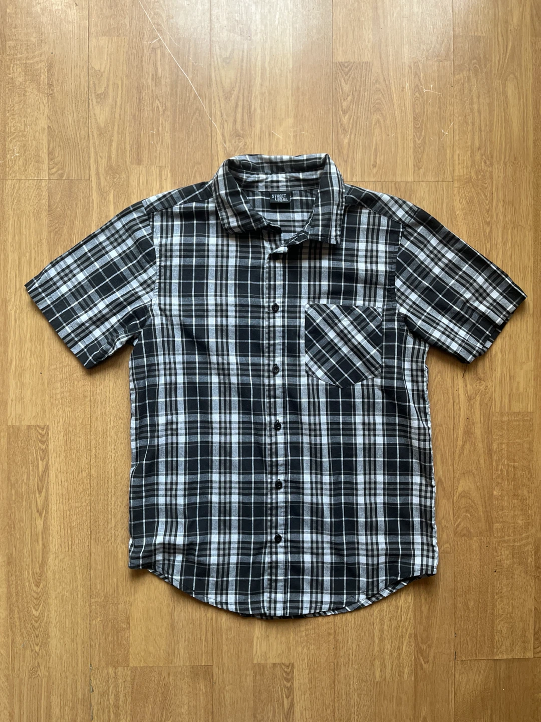 Street Legal Plaid Short Sleeve Shirt - men’s small