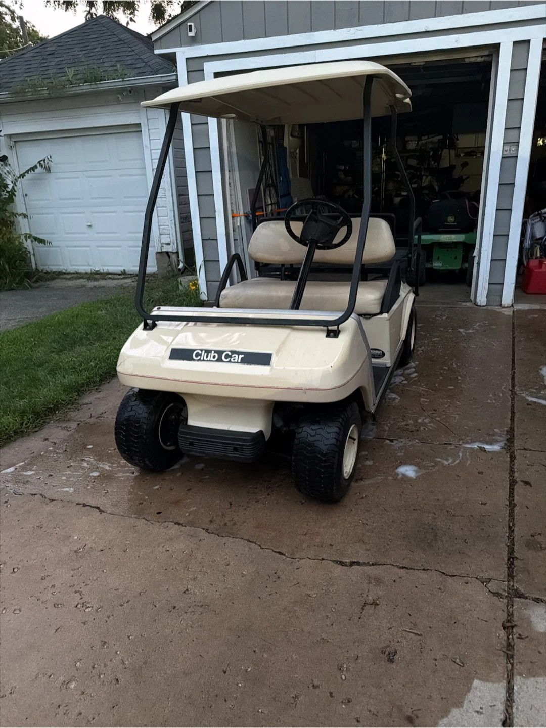 Club Car Golf Cart - photo 4
