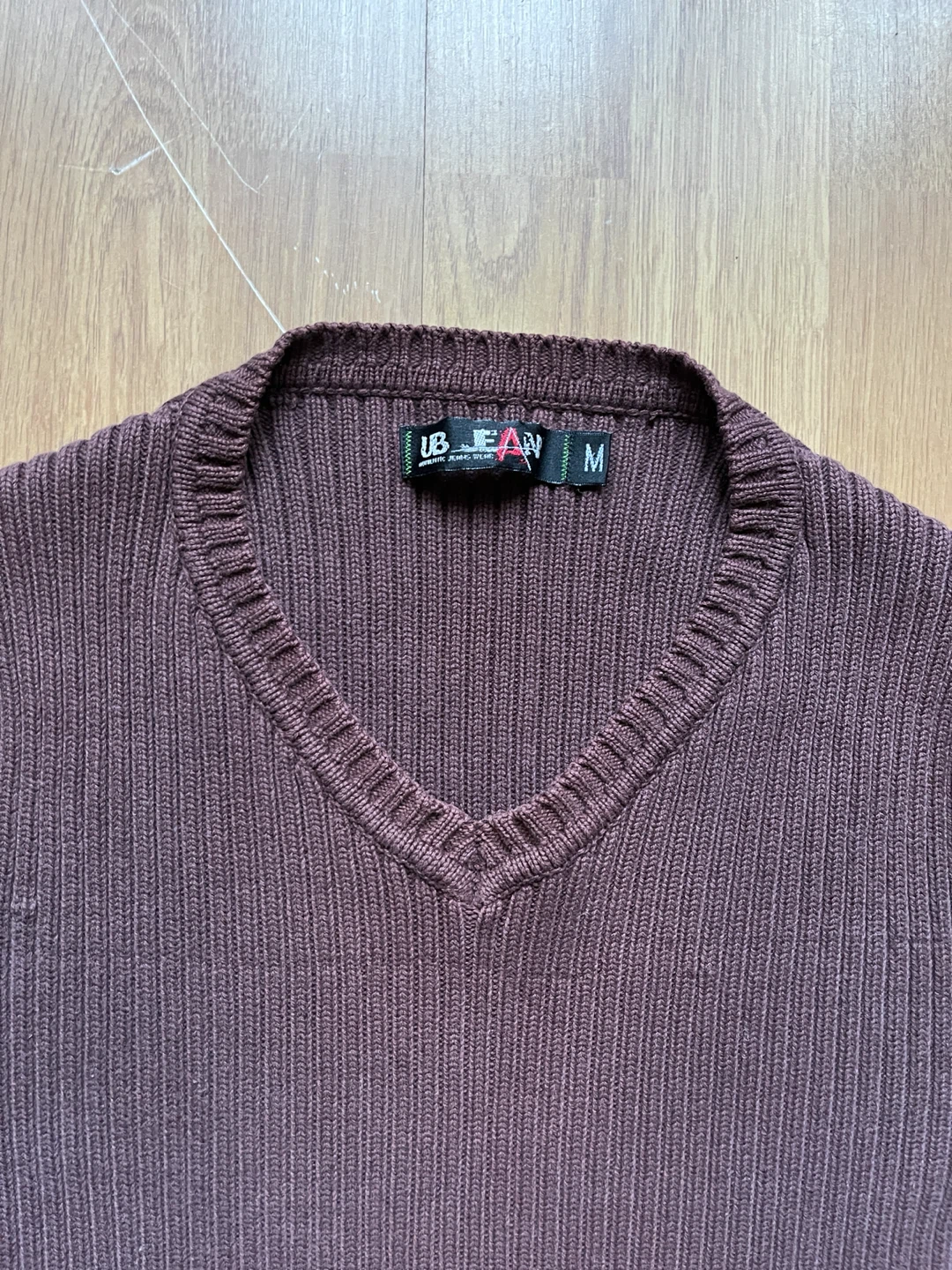 Brown Ribbed V-Neck Sweater - men’s medium - photo 3