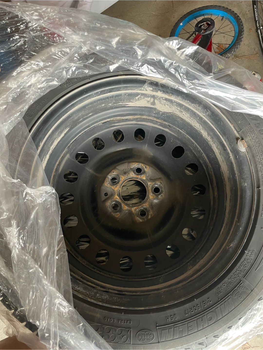 Michelin 215/50R17 winter Tire x4