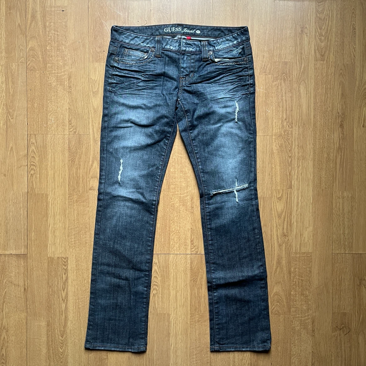 GUESS Jeans Women's Size 29 Y2K Jeans