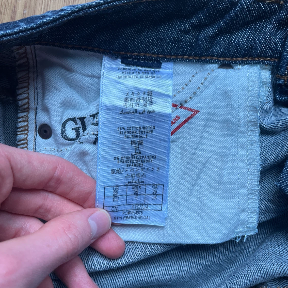 GUESS Jeans Women's Size 29 Y2K Jeans - photo 3