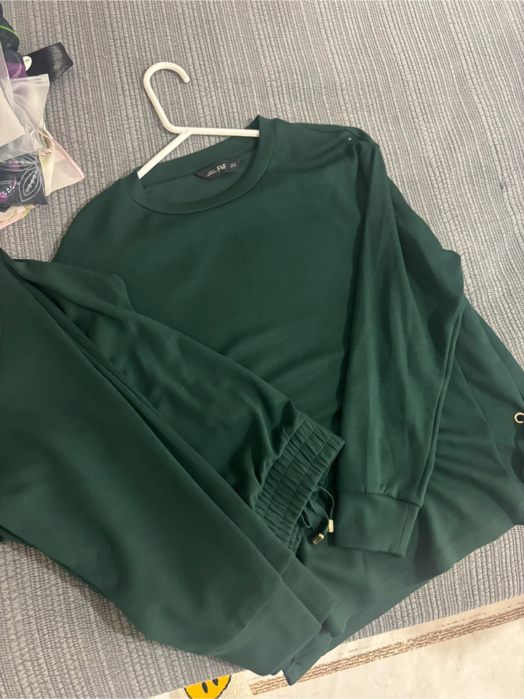 F&F Forest Green Sweatshirt and Joggers Set