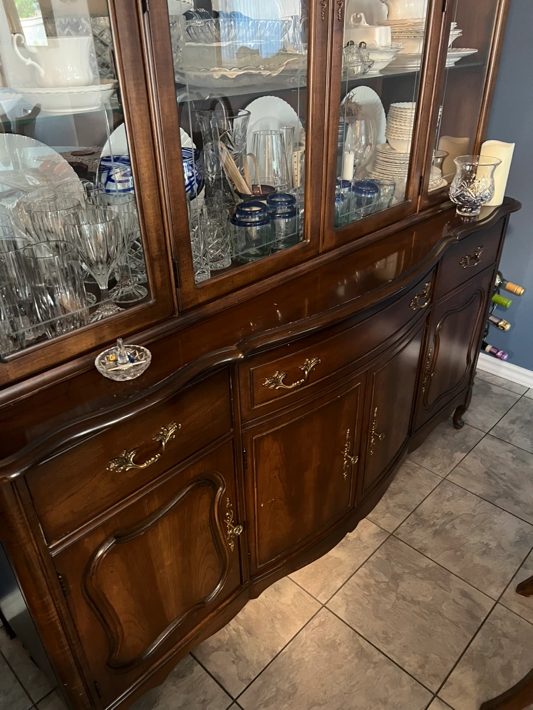 China cabinet and hutch