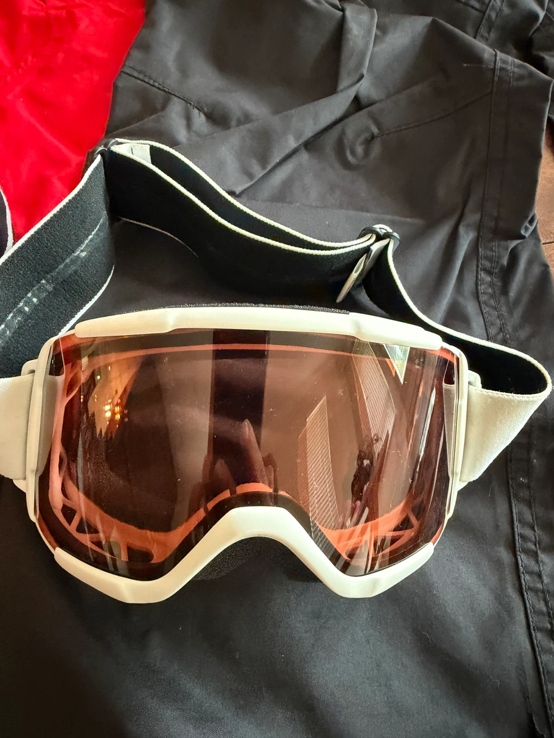 White Ski Goggles